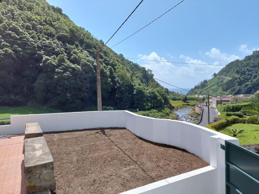 Casa do sanguinho Faial da Terra Exterior foto